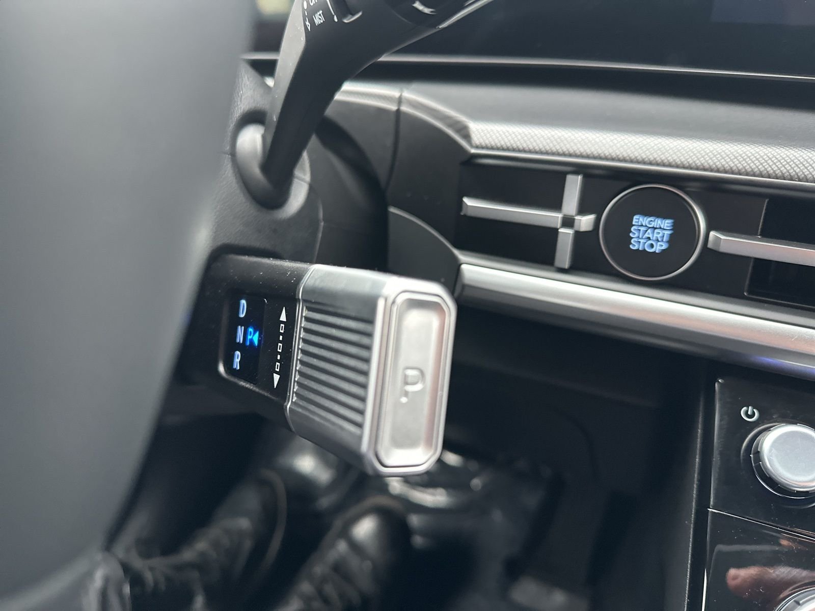 2025 Hyundai Santa Fe SE - Photo 51