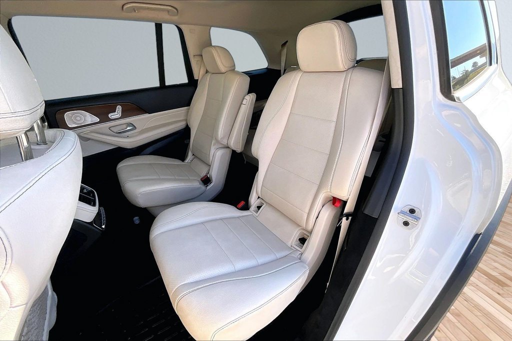 Used 2022 White Mercedes-Benz GLS 450 image 24