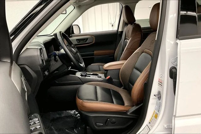 Used 2025 Oxford White Ford Outer Banks image 24