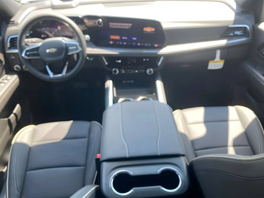 New 2026 Polar White Tricoat Chevrolet Premier image 16