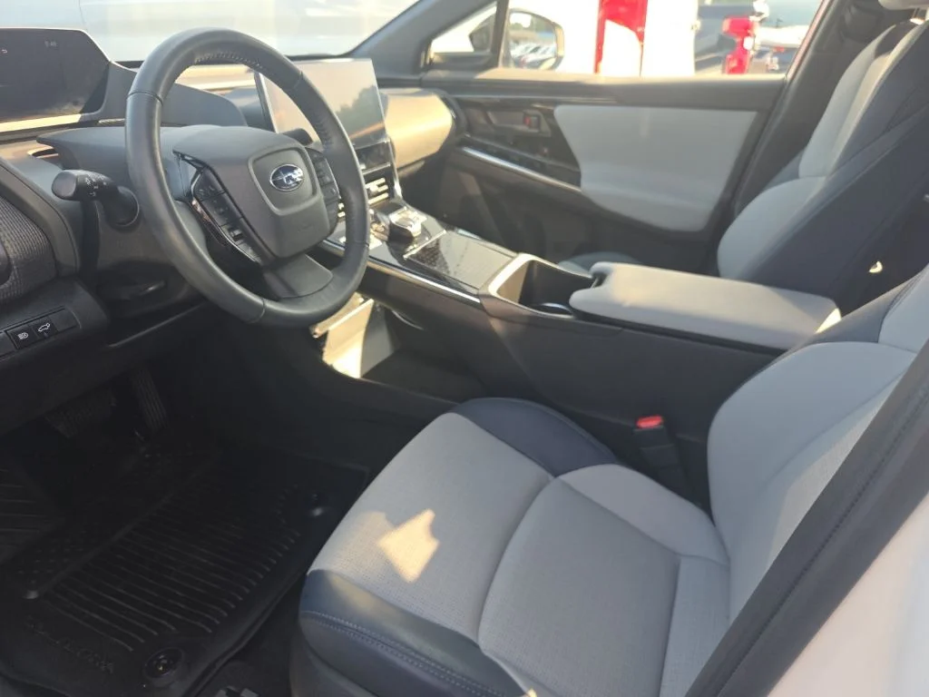 Used 2023 White Subaru Limited image 3