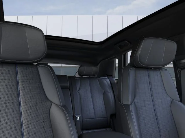 2026 Cadillac LYRIQ Luxury - Photo 24