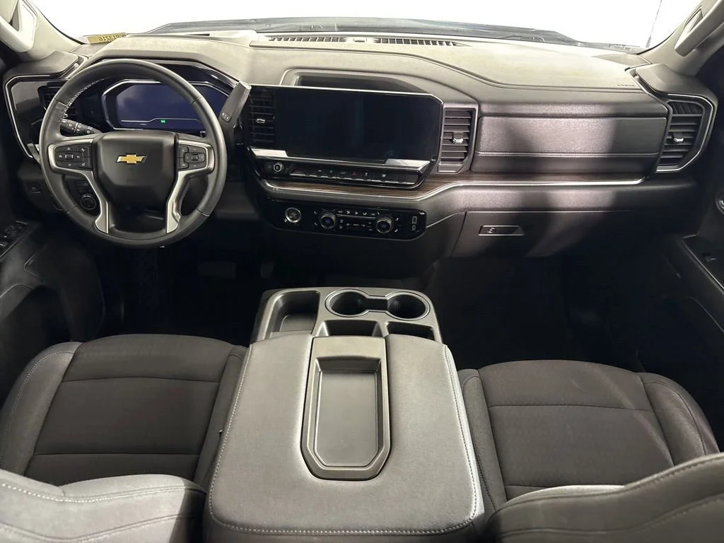 Used 2024 Black Chevrolet LT image 18