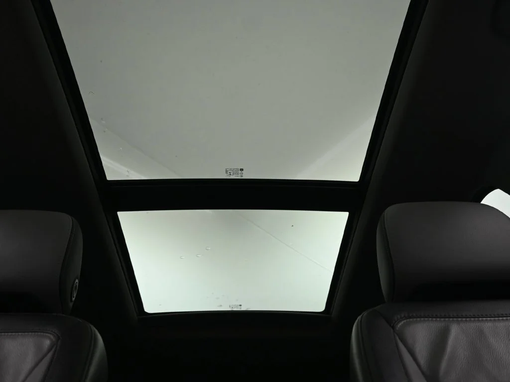 Used 2019 Beige Chevrolet Premier image 19