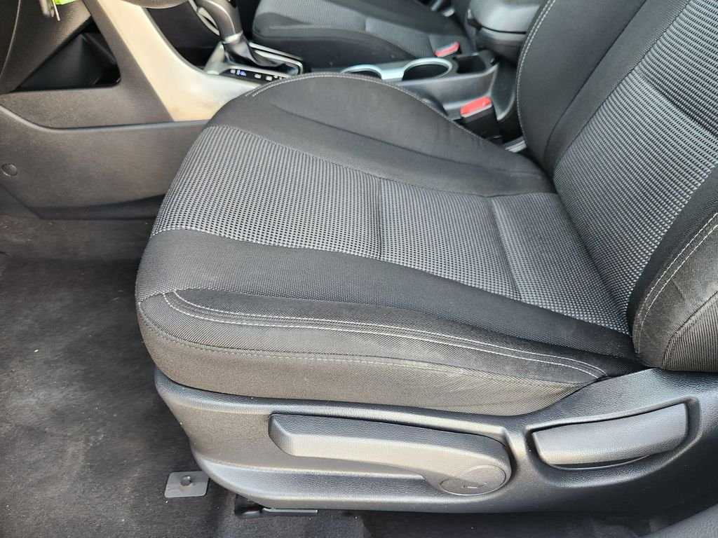 Used 2016 Symphony Air Silver Hyundai Base image 23