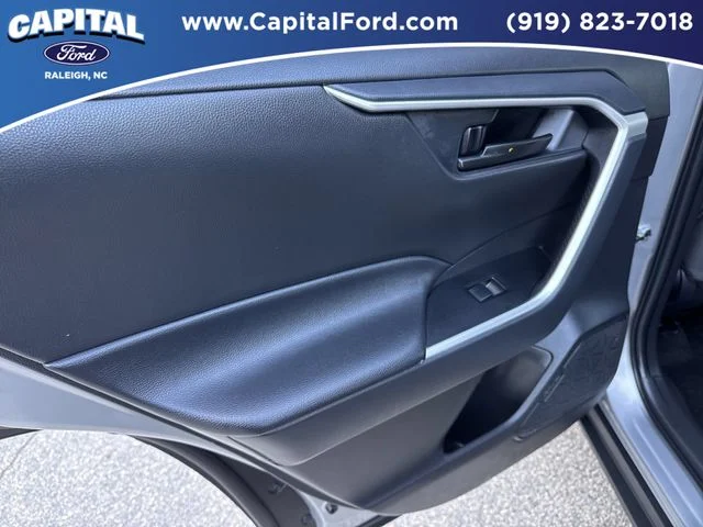 Used 2025 Silver Toyota LE image 17