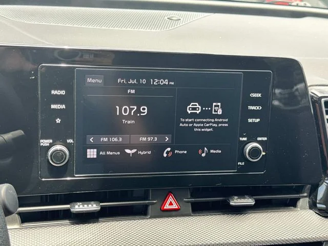 Used 2024 White Kia LX image 33
