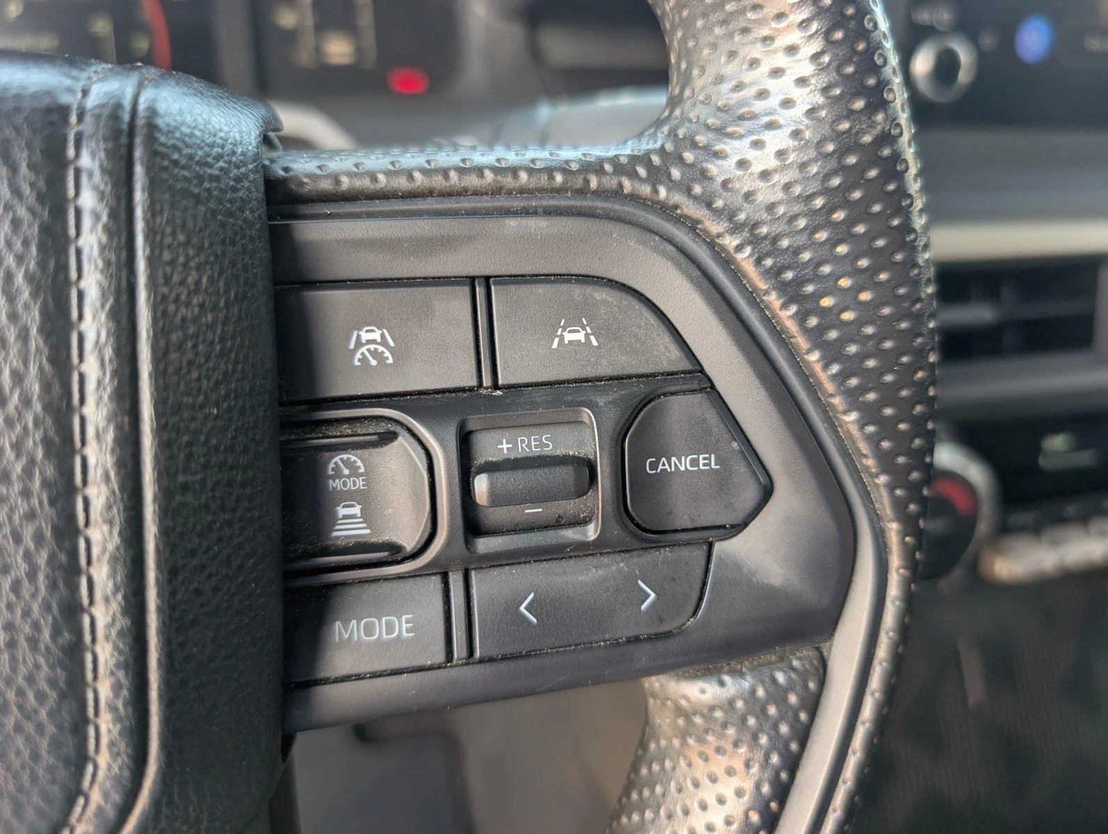 Used 2024 Underground Toyota SR image 27