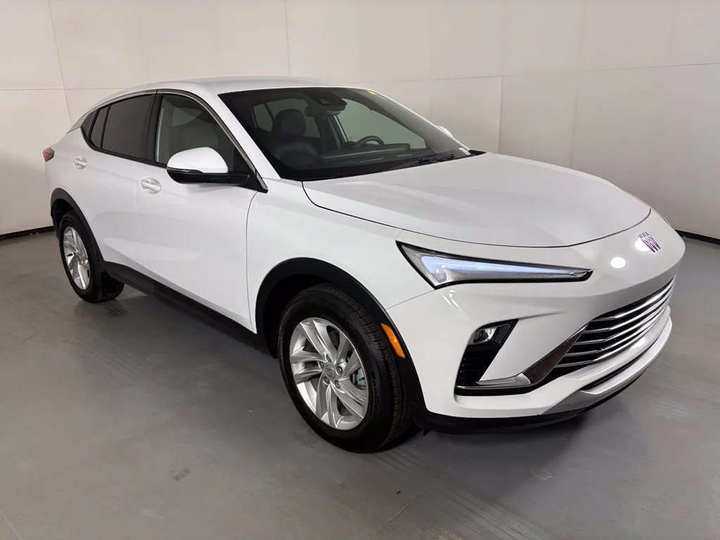 Used 2026 White Buick Preferred image 2