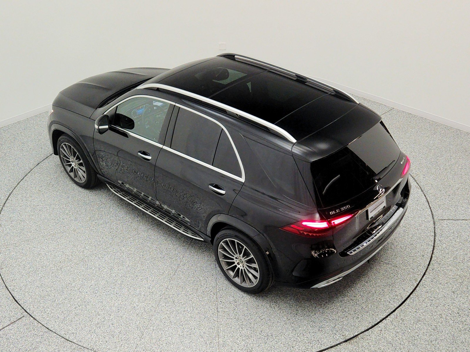 Used 2024 Black Mercedes-Benz GLE 350 4MATIC® SUV image 29