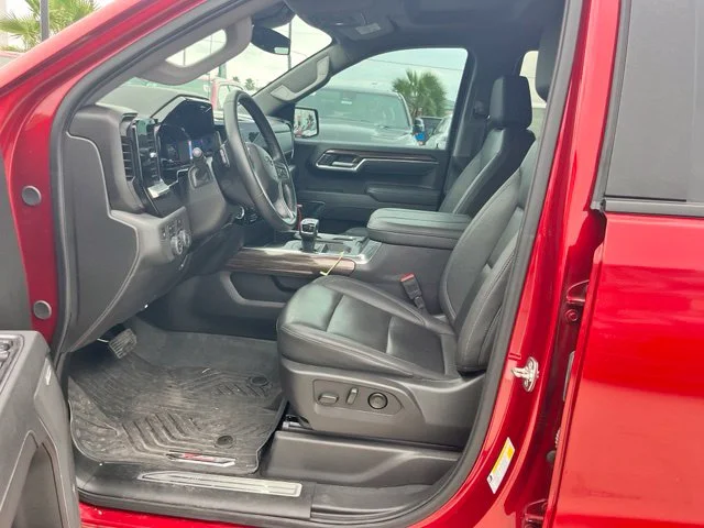 Used 2025 Red Chevrolet RST image 9