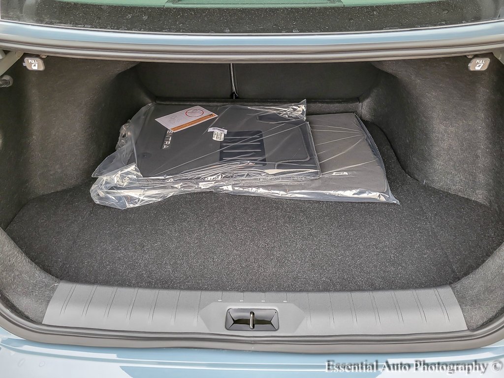 New 2026 Atlantic Gray Metallic Nissan SL image 17