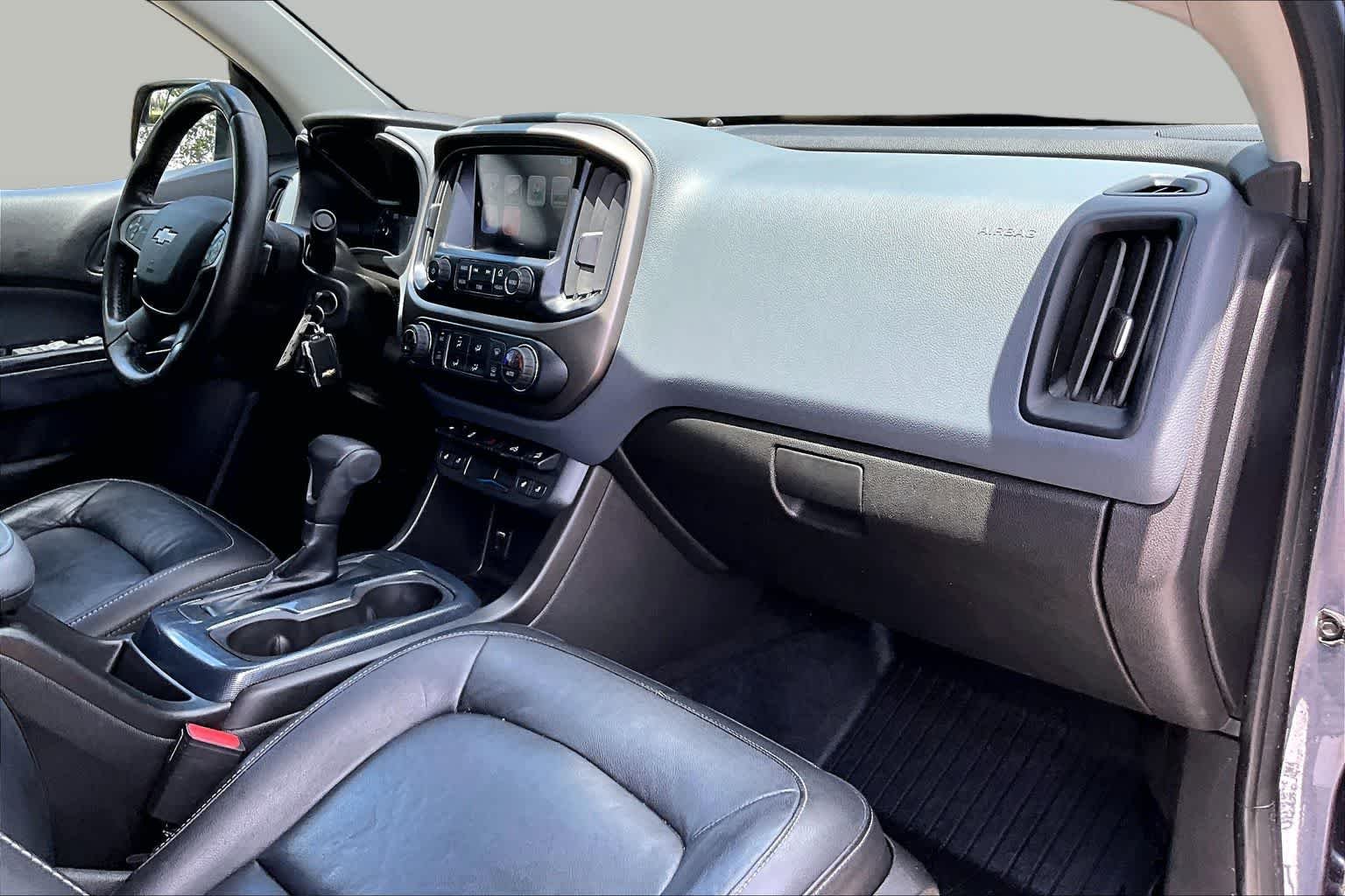 Used 2018 Centennial Blue Metallic Chevrolet 4WD Z71 image 19