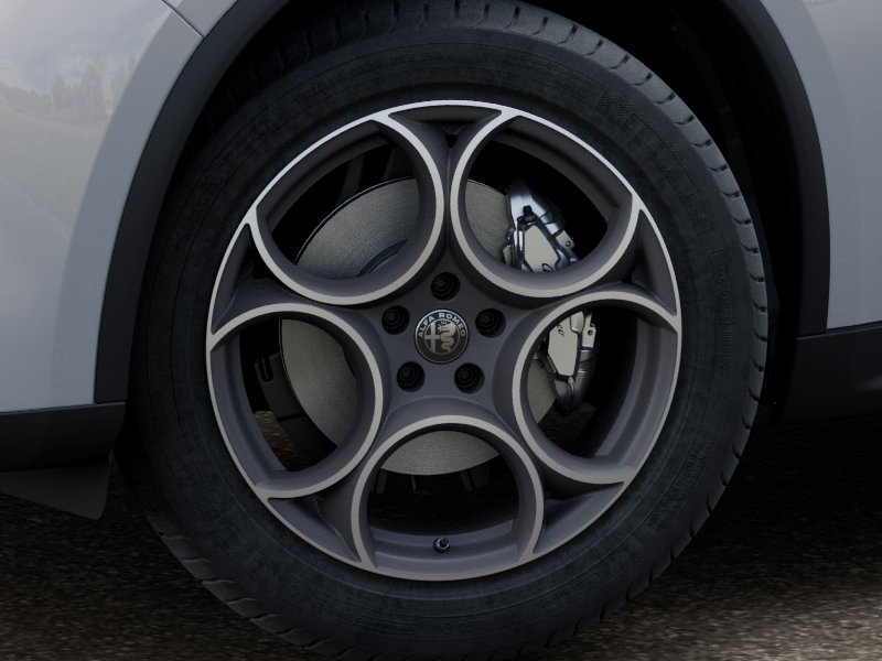 New 2026 Moonlight Gray Metallic Exterior Paint Alfa Romeo Base image 4