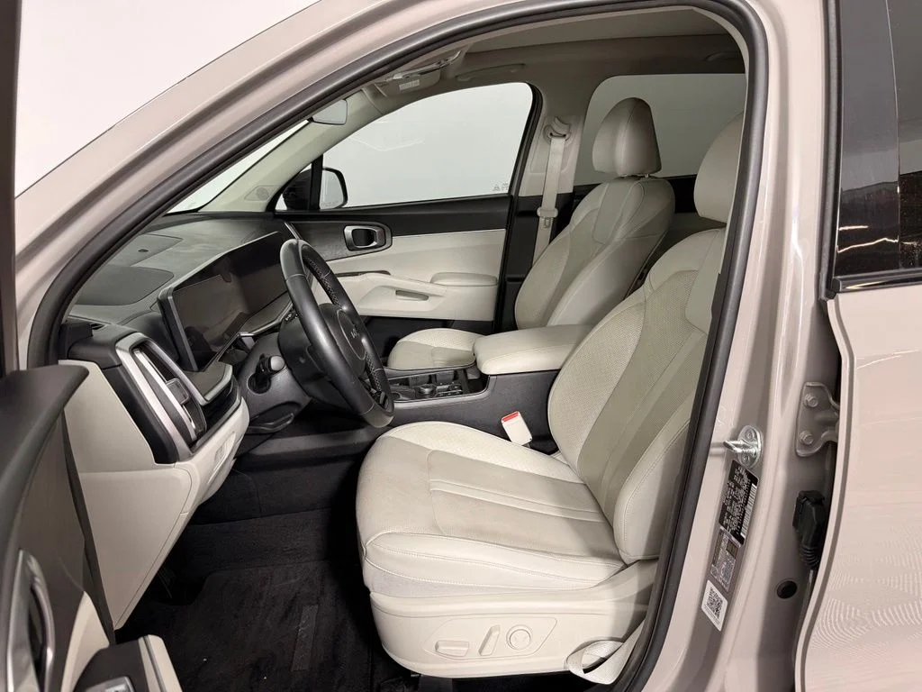 Used 2024 Brown Kia X-Line EX image 18