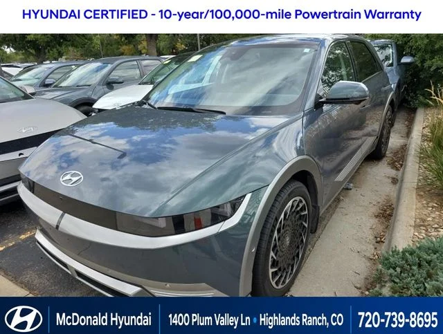 Used 2024 Green Hyundai Limited image 1