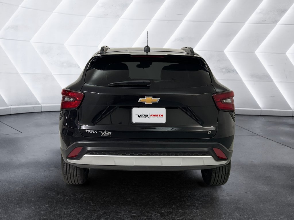 Used 2025 Black Chevrolet LT image 5