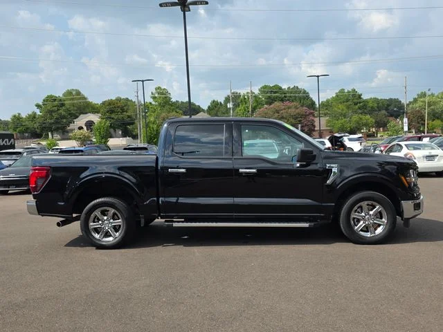 Used 2025 Black Ford XLT image 6