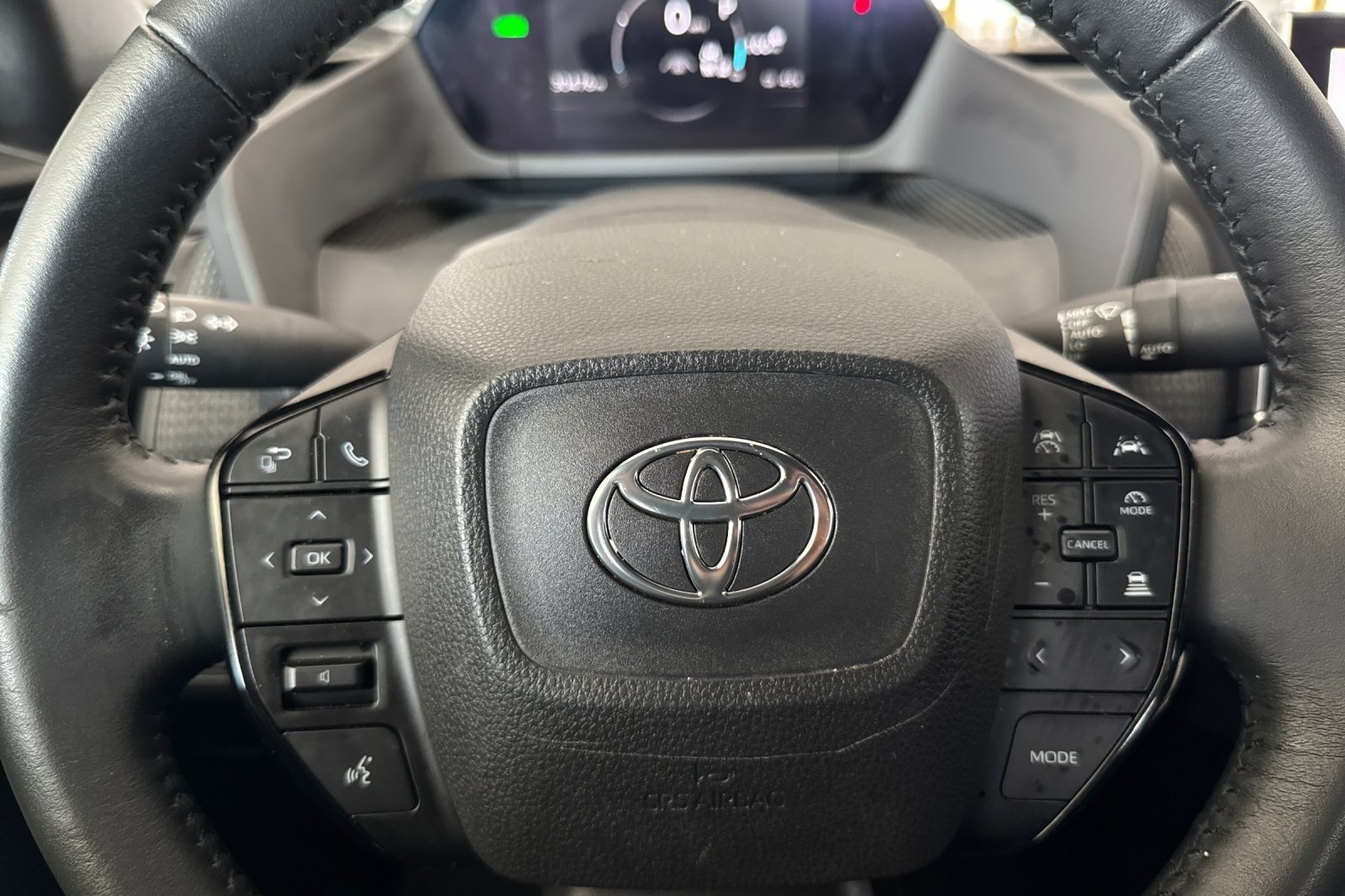 Used 2024 SILVER METALLIC Toyota XLE image 21