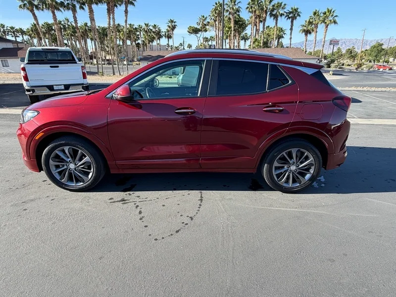 Used 2023 Cinnabar Metallic Buick Select image 6