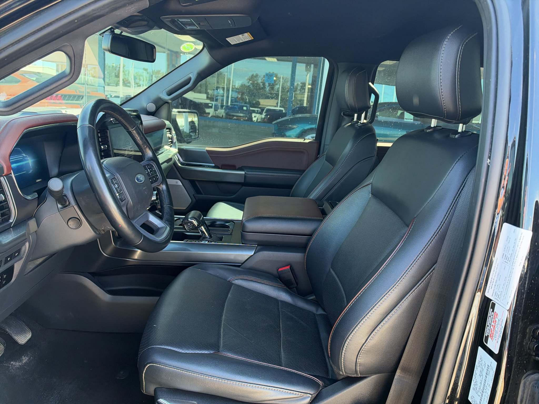 Used 2023 Agate Black Metallic Ford LARIAT image 12