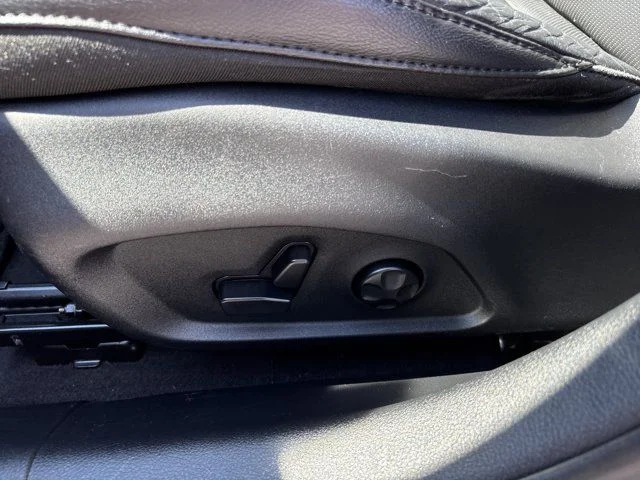 Used 2018 White Jeep Limited image 20