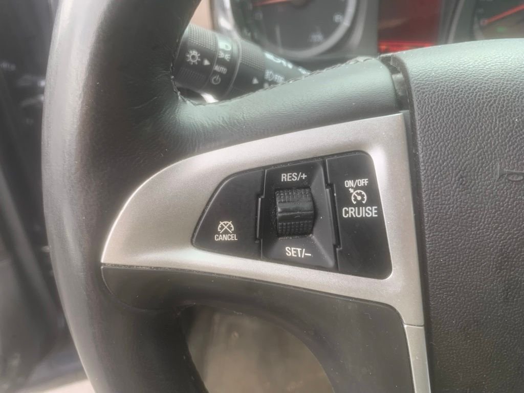 Used 2014 Atlantis Blue Metallic GMC SLT-1 image 10