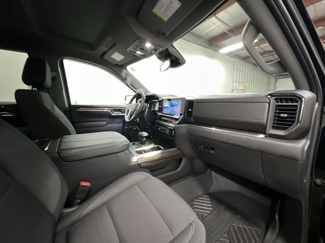 2025 Chevrolet Silverado 1500 LT Trail Boss - Photo 29