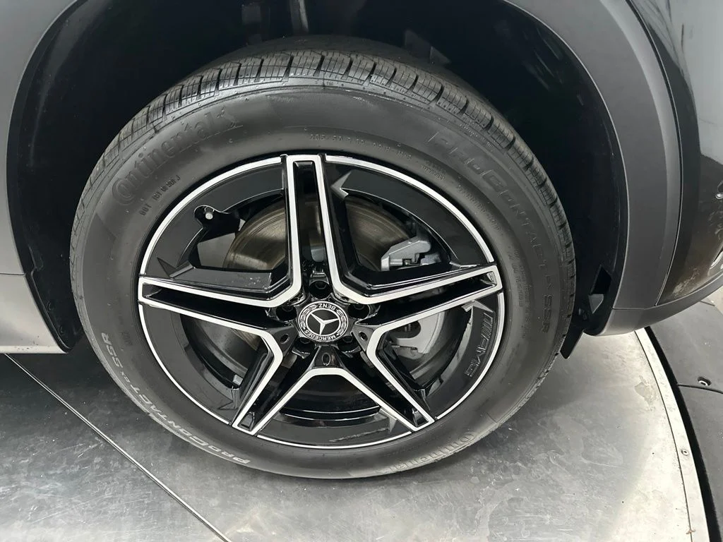 New 2026 Black Mercedes-Benz GLB 250 image 10
