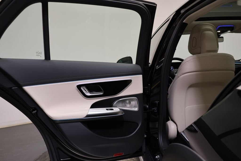 New 2026 Obsidian Black Metallic Mercedes-Benz E 450 image 36