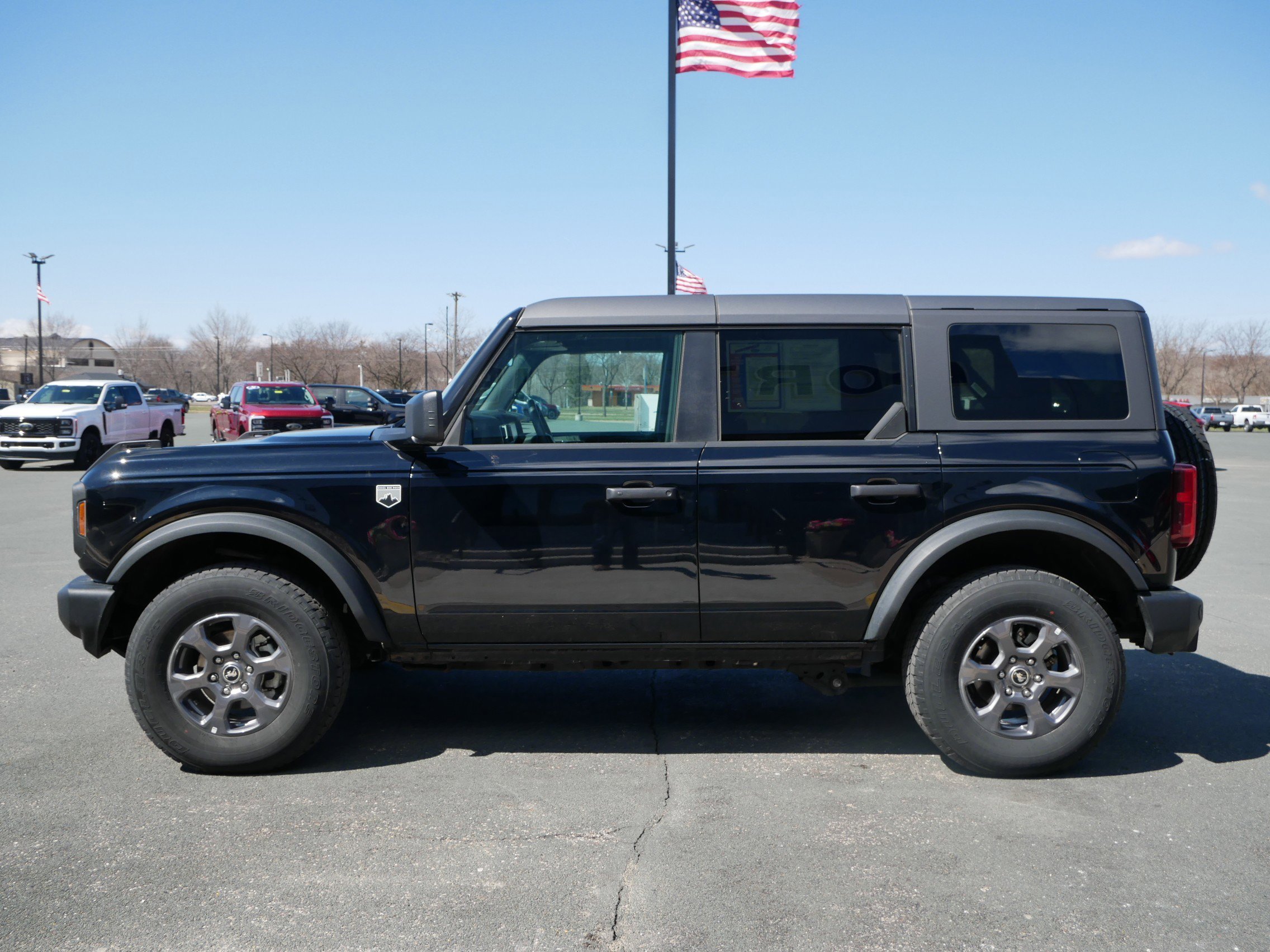 View vehicle photo 5