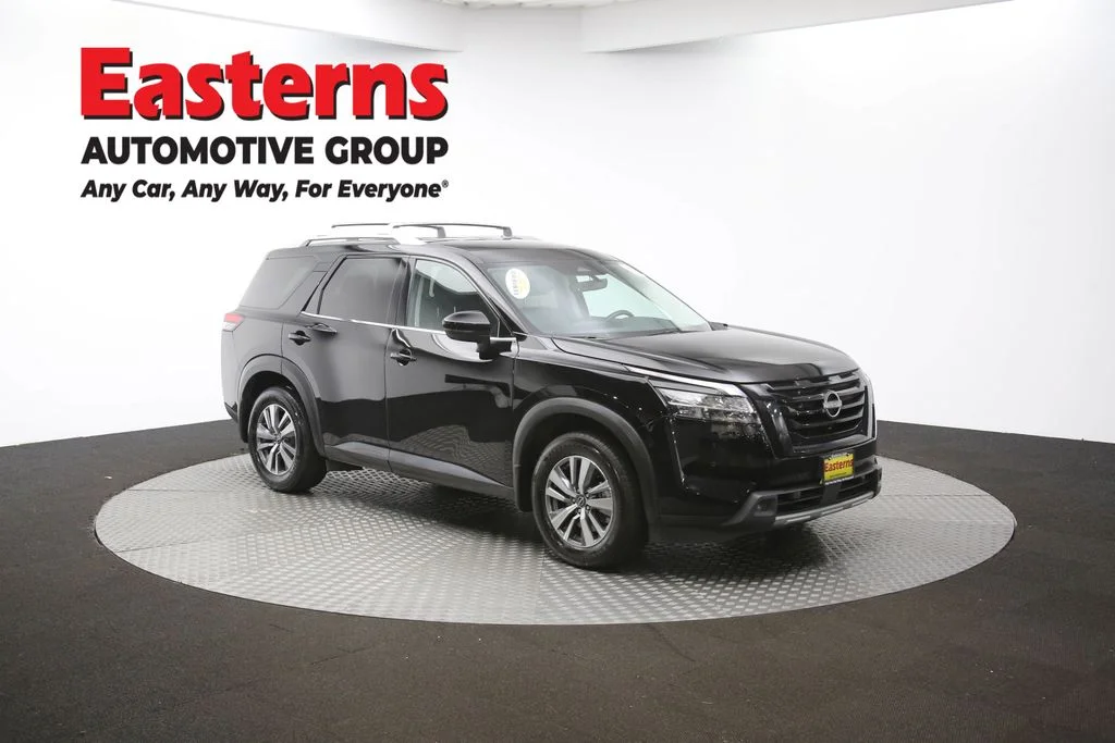 Used 2023 Black Nissan SL image 48