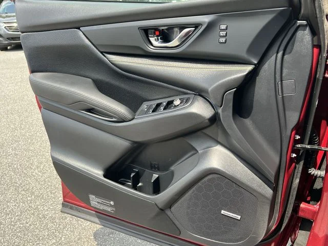 Used 2025 Red Subaru Onyx Edition Touring image 32