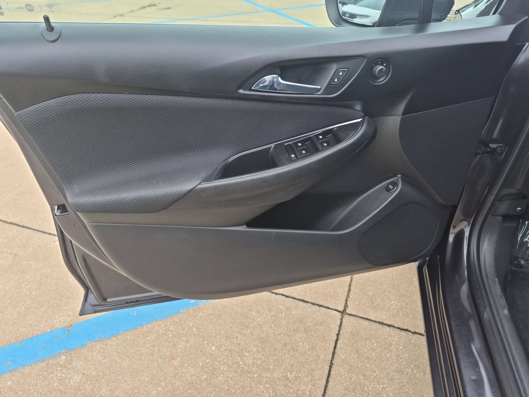 Used 2016 Tungsten Metallic Chevrolet LT image 12