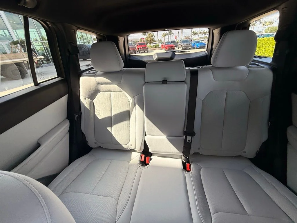 New 2026 41 Exterior Paint Jeep Laredo image 25