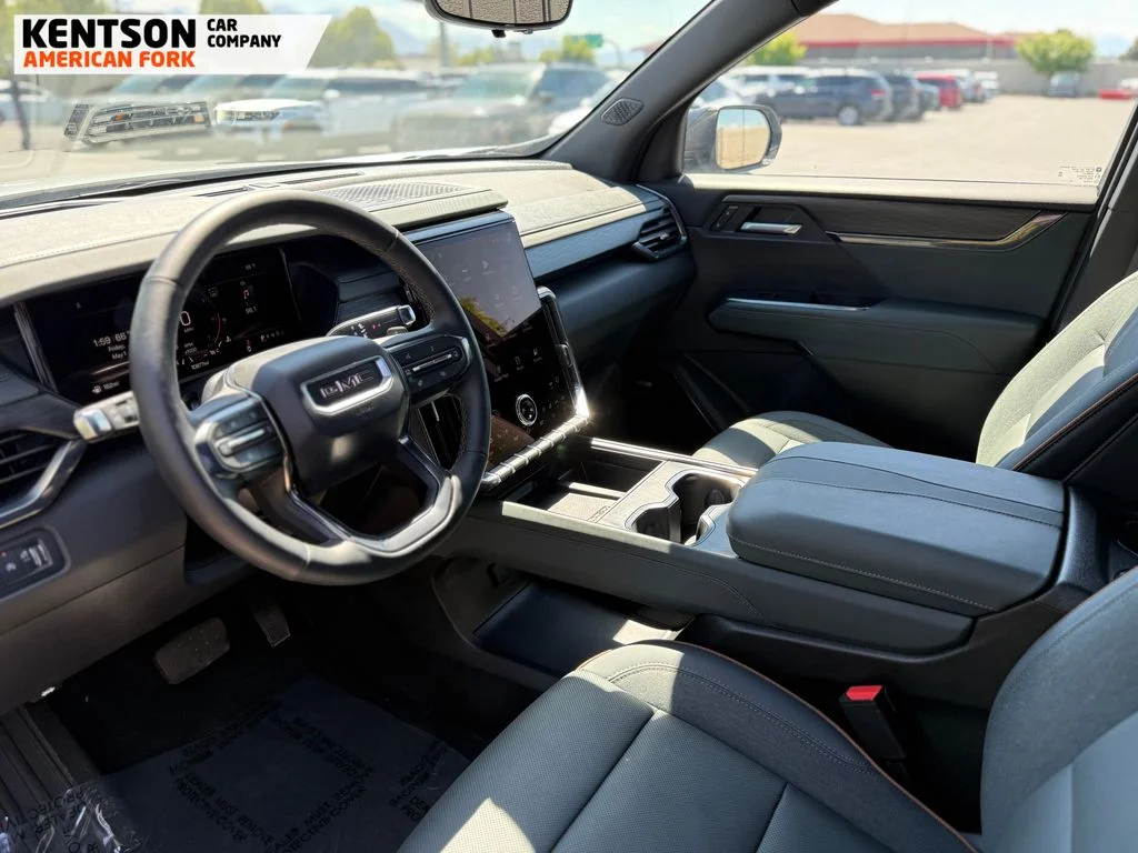 Used 2026 White GMC AT4 image 31