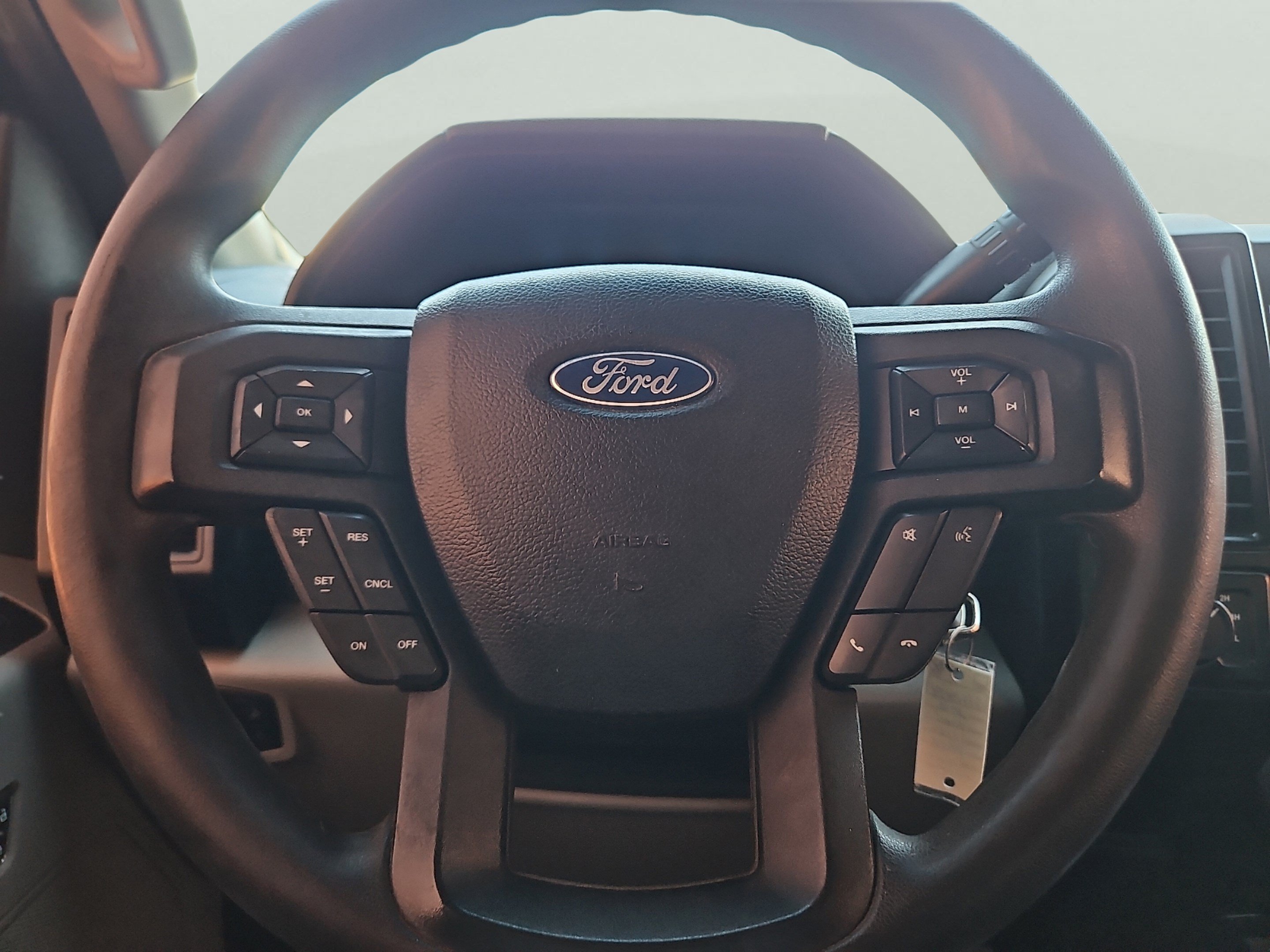 Used 2016 Shadow Black Ford XL image 18