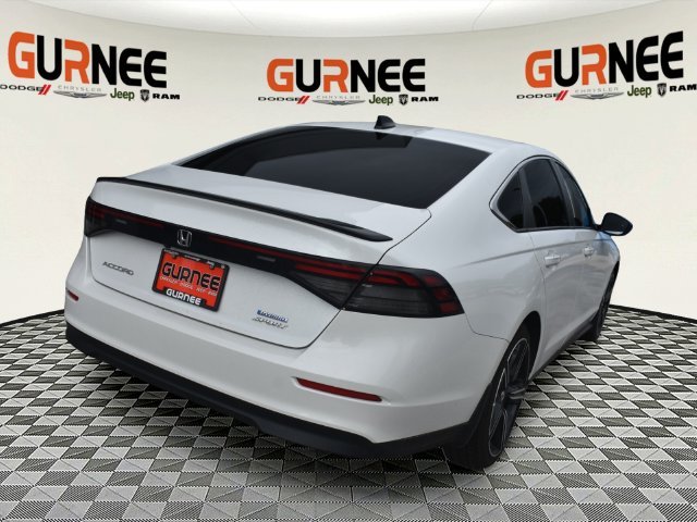 Used 2024  Honda Sport image 3