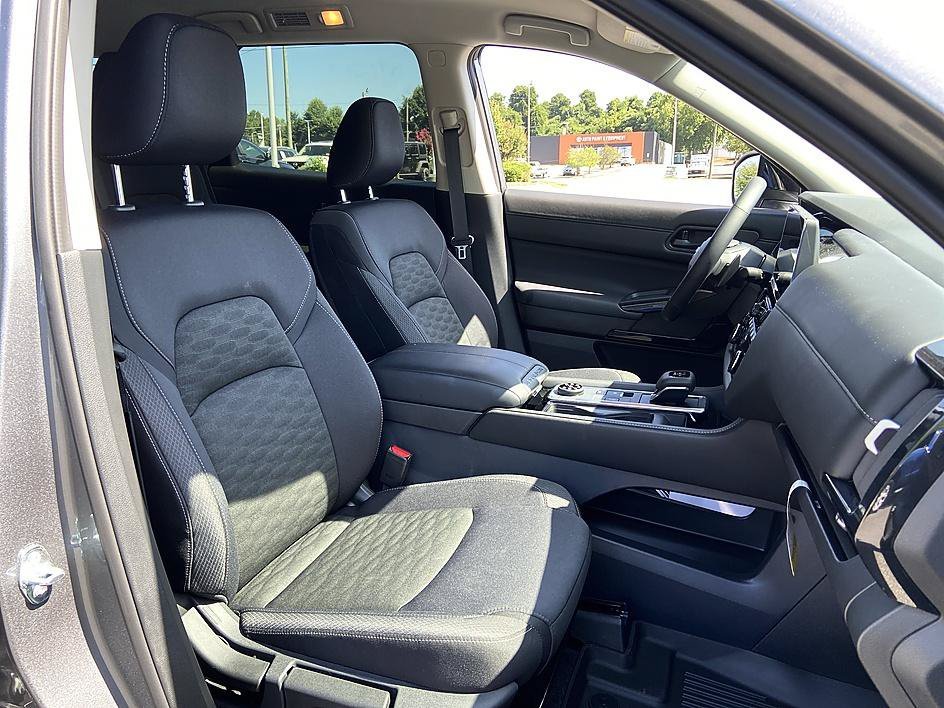 Certified Used 2026 Gun Metallic Nissan SV image 17