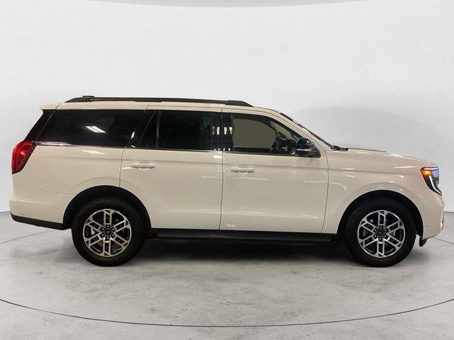 Used 2025 White Ford Active image 4