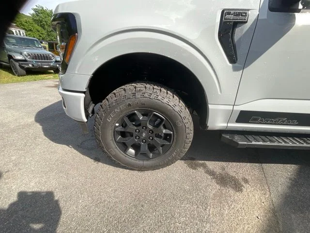 New 2026 Avalanche Ford XLT image 47