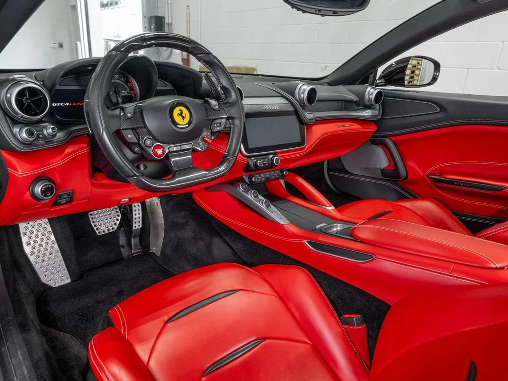 Used 2019 Nero Ferrari V12 image 29
