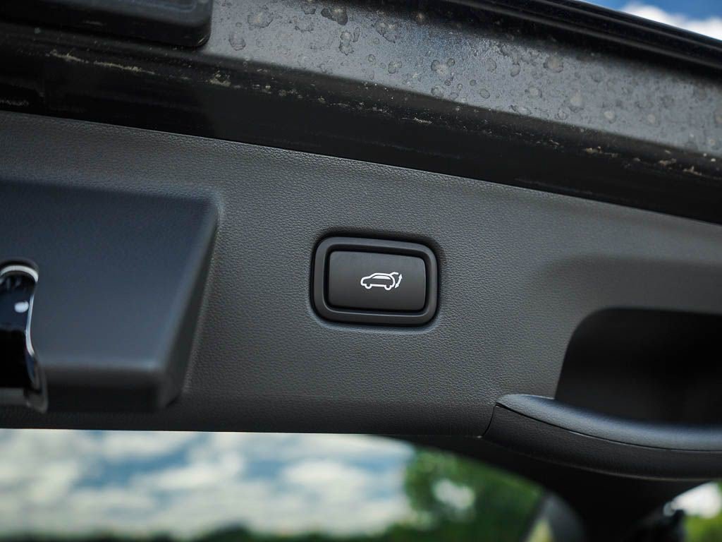 2026 Hyundai Tucson Limited - Photo 9