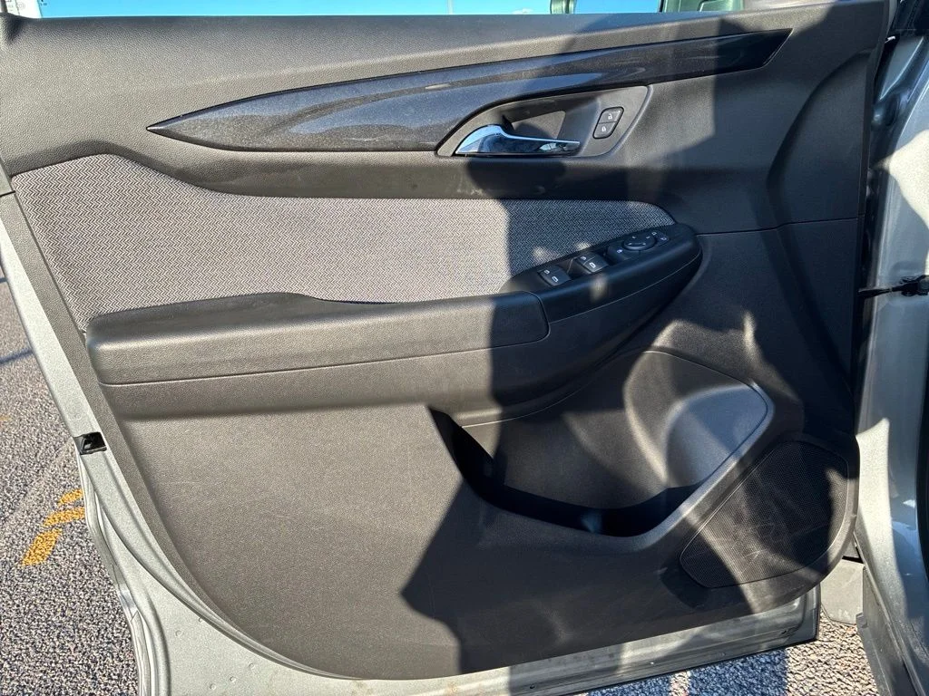 Used 2025 Gray Chevrolet LT image 11