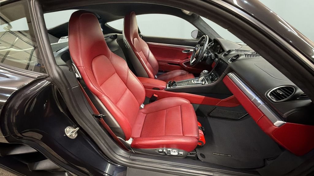 2018 Porsche 718 GTS - Photo 9