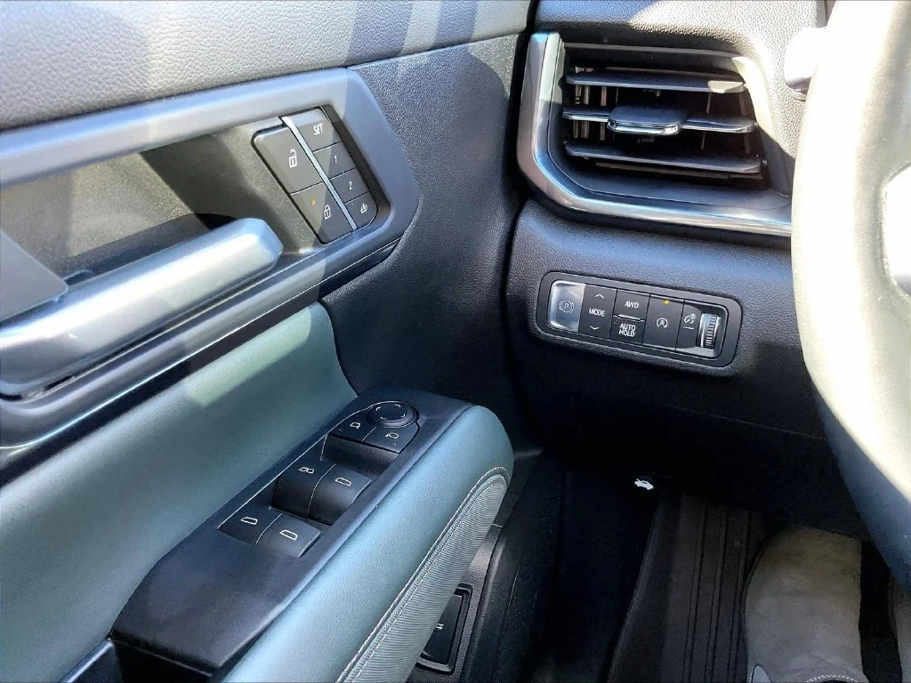 Used 2026 Black GMC AT4 image 26