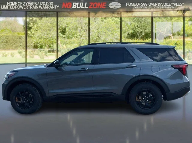 New 2026 Carbonized Gray Metallic Ford Tremor® image 26