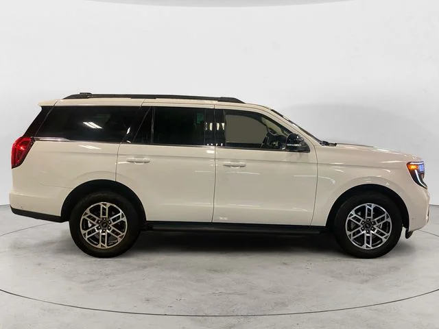 Used 2025 White Ford Active image 4