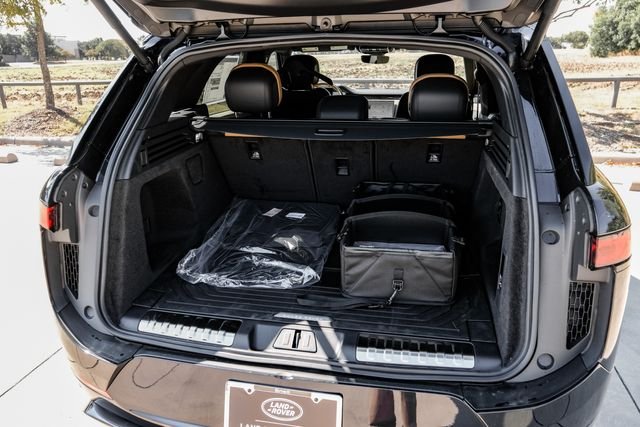 New 2026  Land Rover Dynamic SE image 62