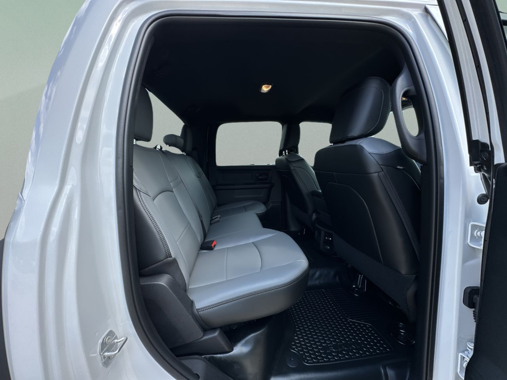 New 2026 Bright White Clearcoat RAM Tradesman image 34